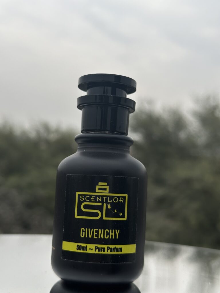 crystal musk glass bottle scaled | Scentlor Perfume